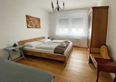 Apartment Land Schlafzimmer 1